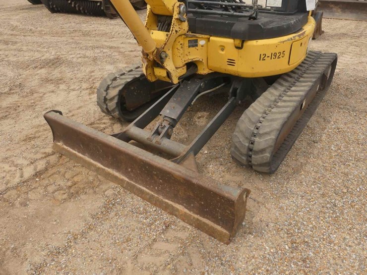 2013-komatsu-pc35mr-3-image-7