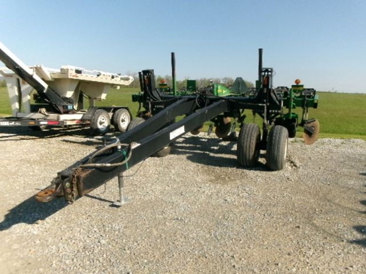 2003-john-deere-2100-image-1