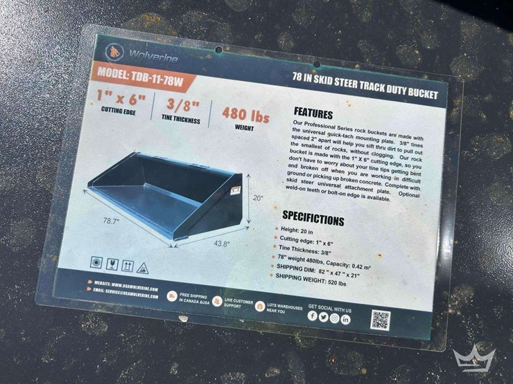 wolverine-track-duty-bucket-image-3