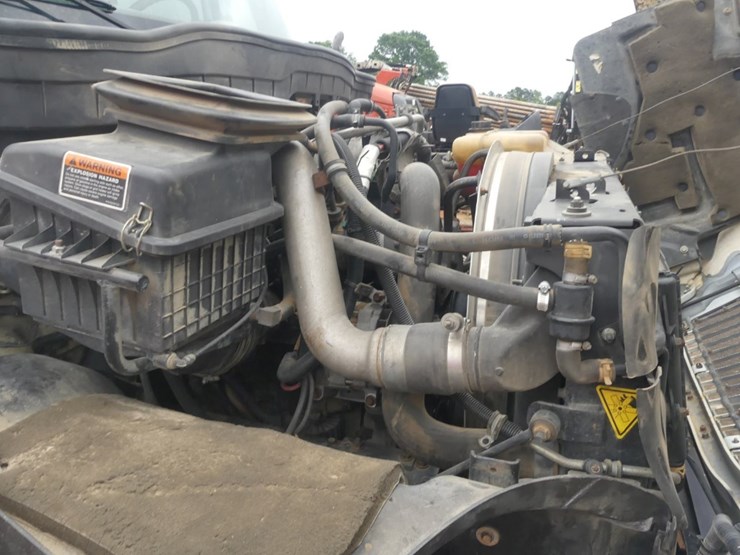2012-international-durastar-4300-image-8