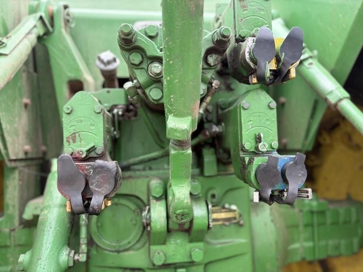 john-deere-8630-image-10