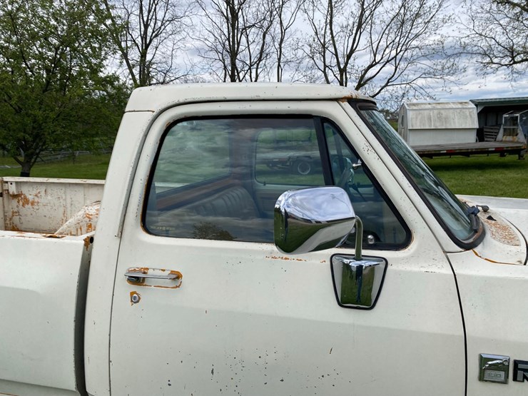 1985-dodge-150-image-12