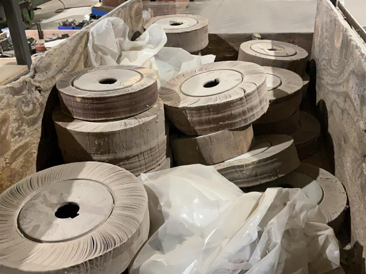 #181-•-sanding-wheels-and-bin-image-4