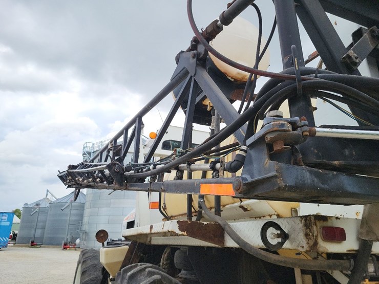 wilmar-765-sprayer-w/sprayer-trailer-image-30