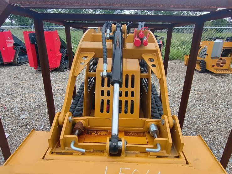 #24714-•-2025-ggma-gg50-mini-skid-steer-image-9