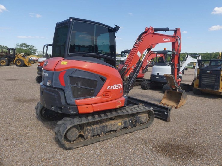 2021-kubota-kx057-5-image-3