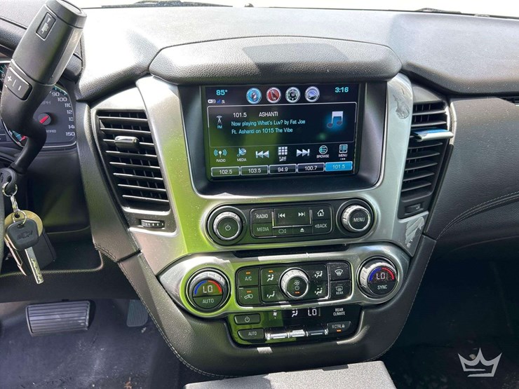2019-chevrolet-tahoe-image-17