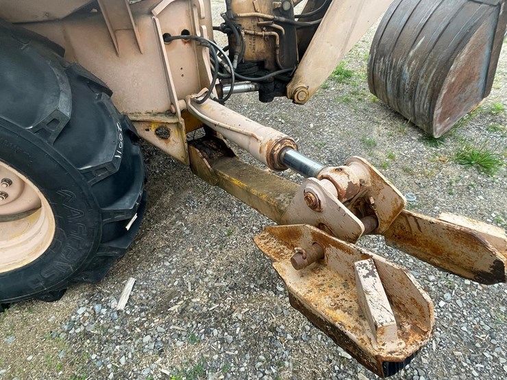 jcb-1550b-image-15