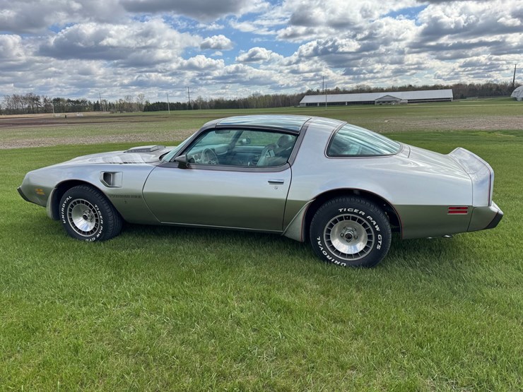 #138-•-1979-pontiac-trans-am-10th-anniversary-(has-wi-title)-(clintonville,-wi)-image-8
