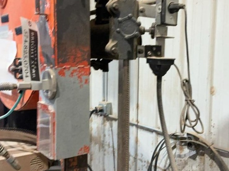 #129-•-tannewitz-gh-bandsaw-image-15