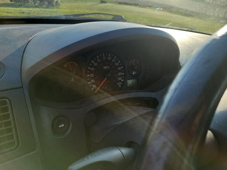 2007-ford-focus-sedan-image-36