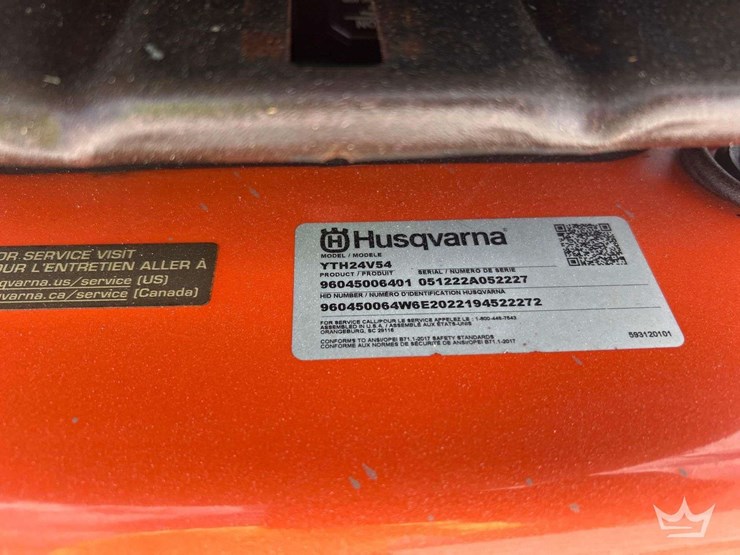 2005-husqvarna-yth24v53-54in-riding-lawn-mower-image-5