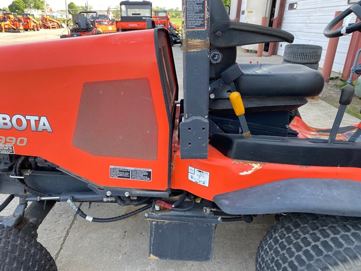 kubota-f3990-image-15