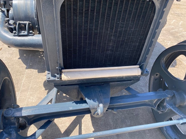 1926-case-12-20-cross-engine-gasoline-tractor-image-7