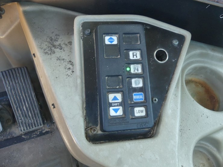 2006-international-9200i-image-19