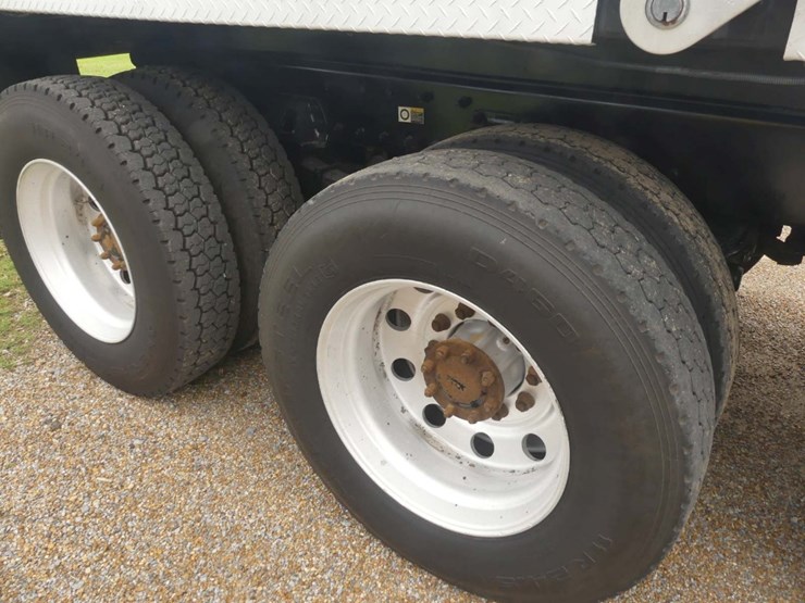2007-kenworth-t800-image-12