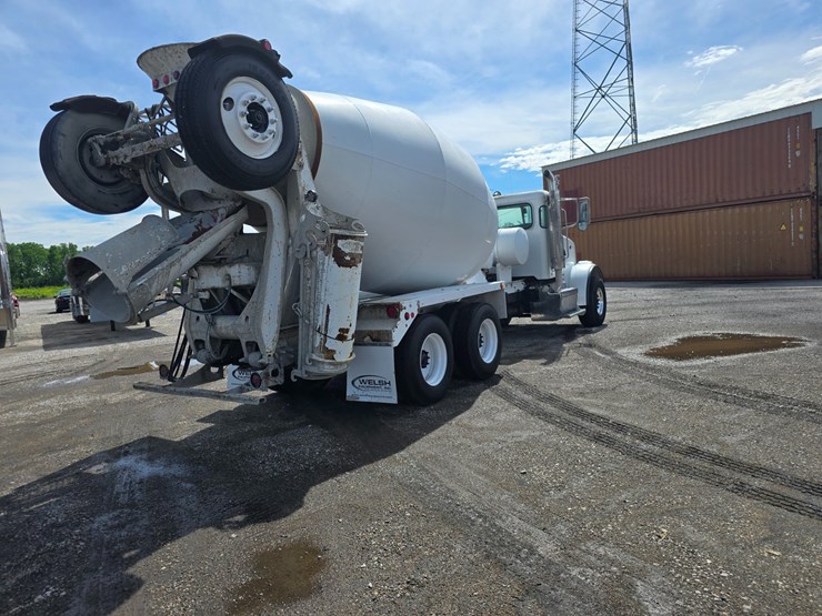 2014-peterbilt-365-image-27