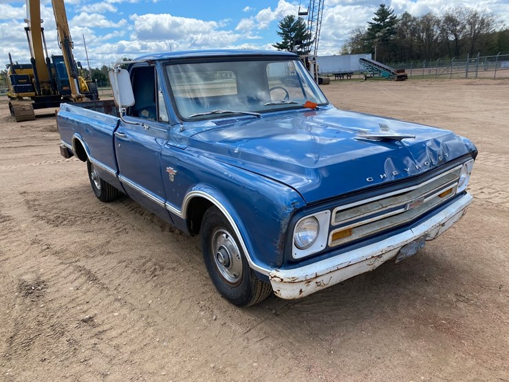 1967-chevrolet-c10-image-3