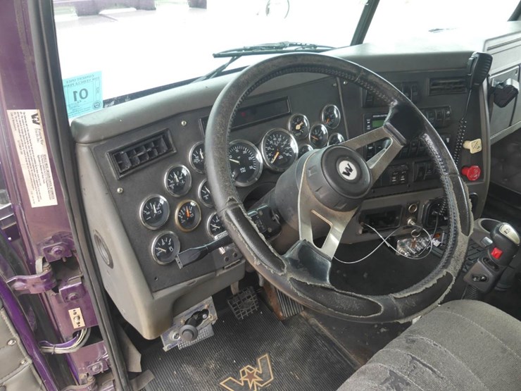 2001-western-star-4964ex-image-16