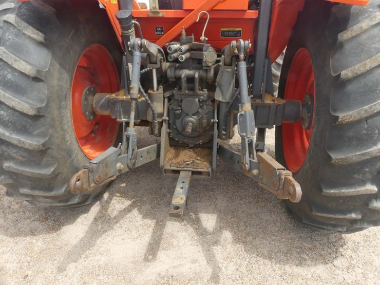 kubota-m8540d-image-4