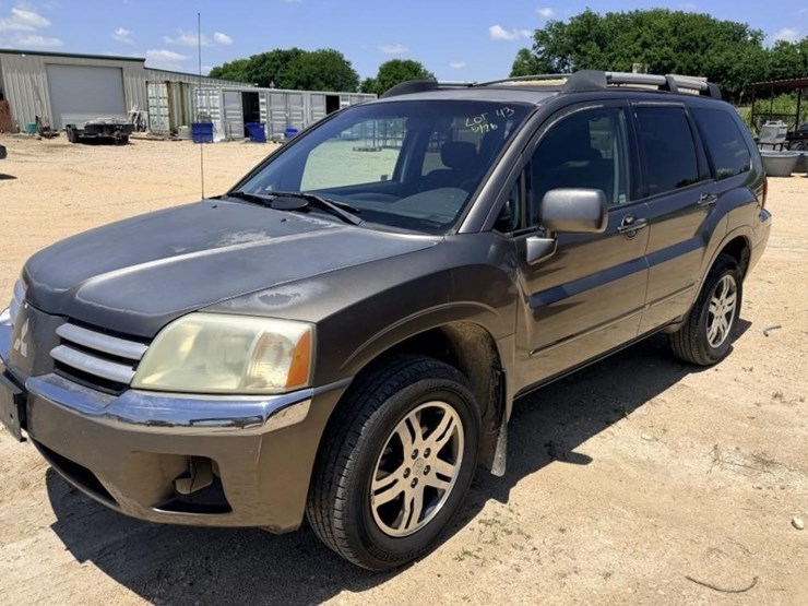 2005-mitsubishi-endeavor-image-1