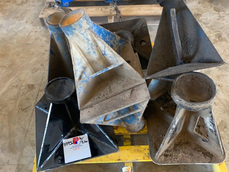 (7)-well-service-rig-jack-stands-image-1
