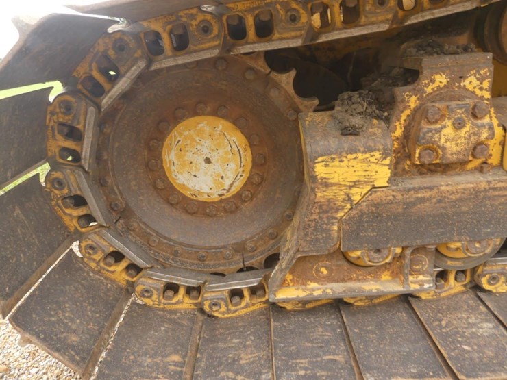 2012-deere-700k-lgp-image-11