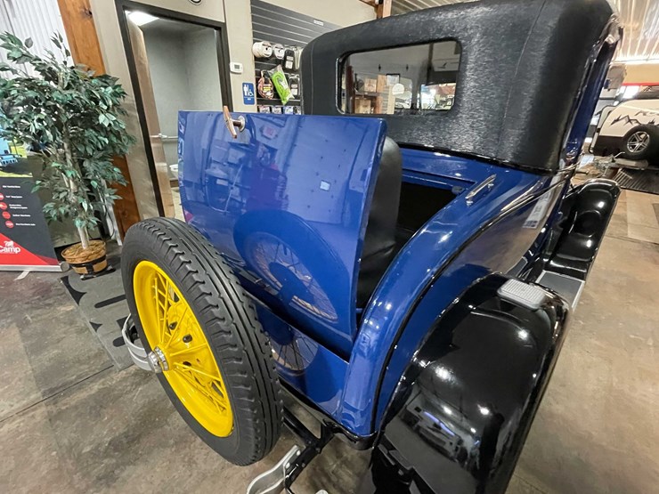 1928-ford-model-a-image-35