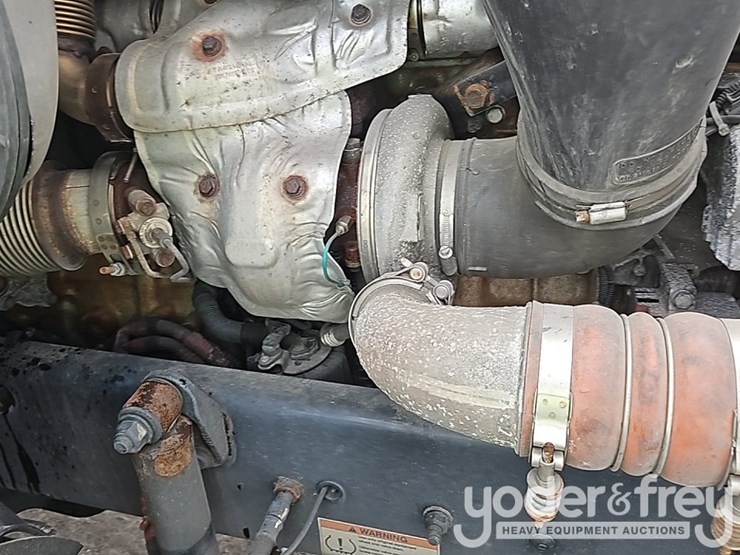 2019-freightliner-cascadia-125-image-23