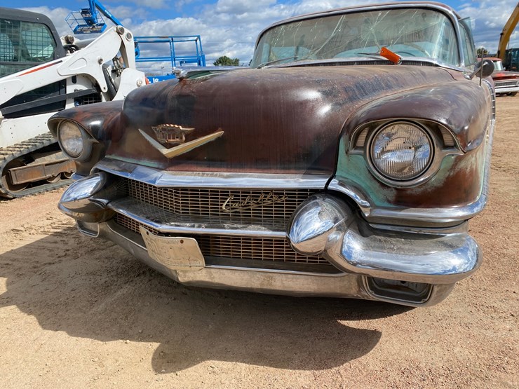 #109-•-1956-cadillac-de-ville-sedan-(title-in-delay)-(nitke-yard-mosinee,-wi)-image-11