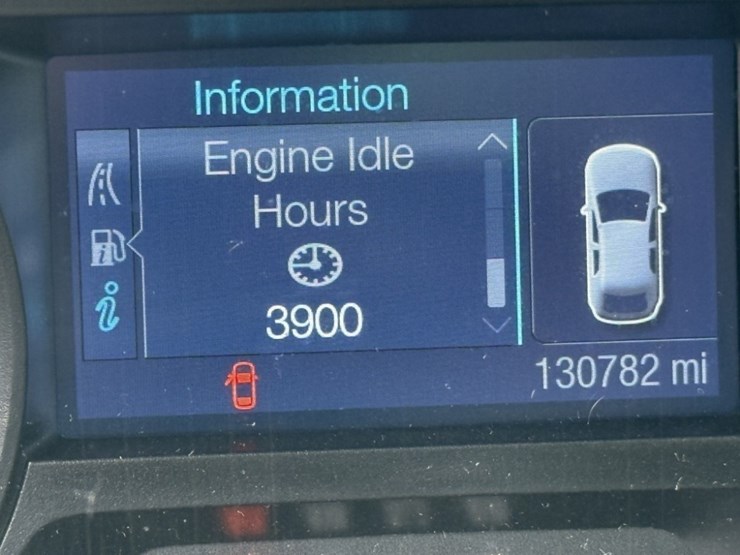 2015-ford-explorer-image-34