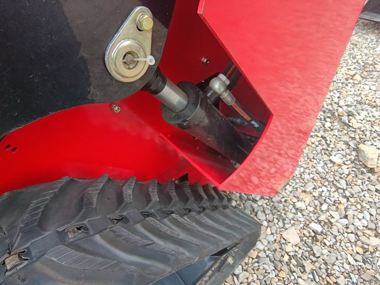 #24717-•-2025-scl-850-mini-skid-steer-image-7