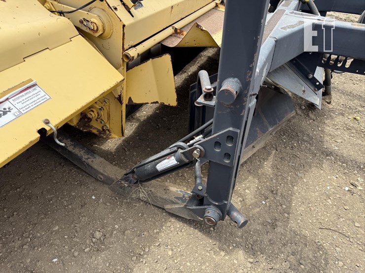 new-holland-2326-image-19