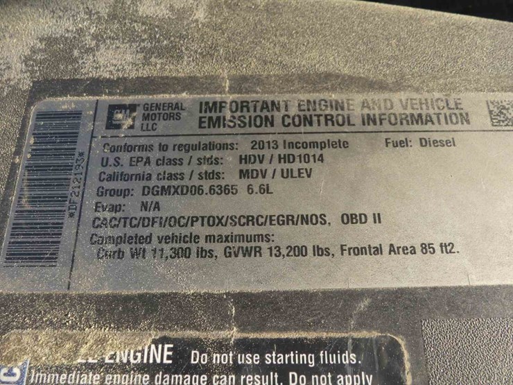 2013-gmc-3500-image-7