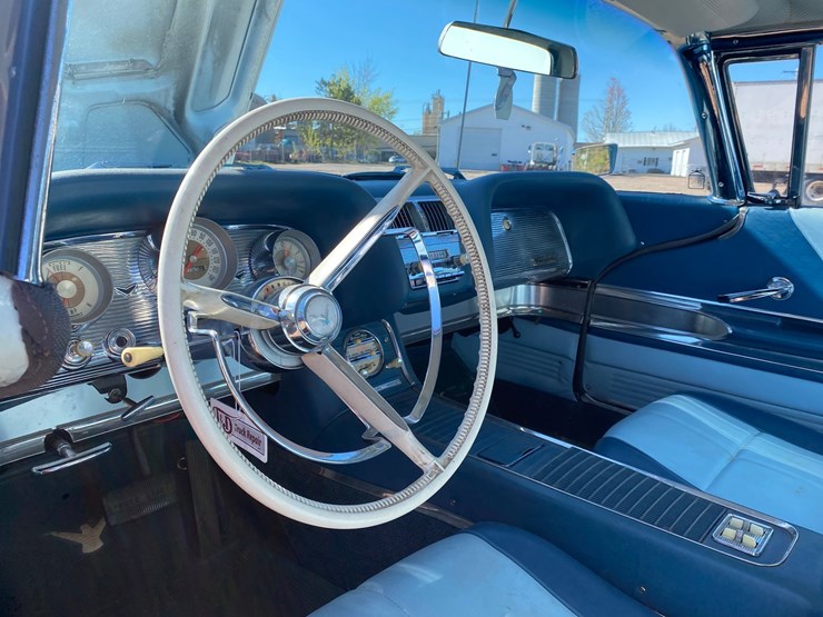 #114-•-1960-ford-thunderbird-(has-wi-title)-(schofield,-wi)-image-48