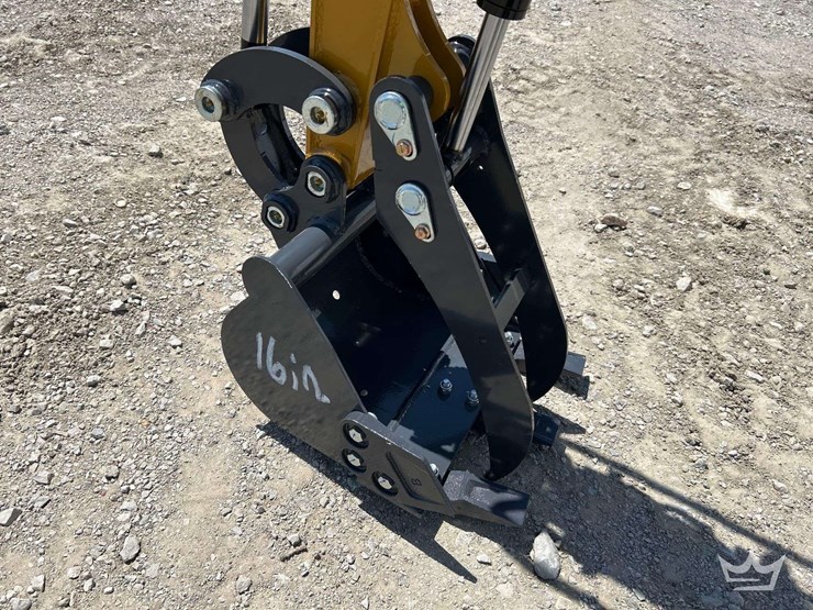 mini-excavator-image-19