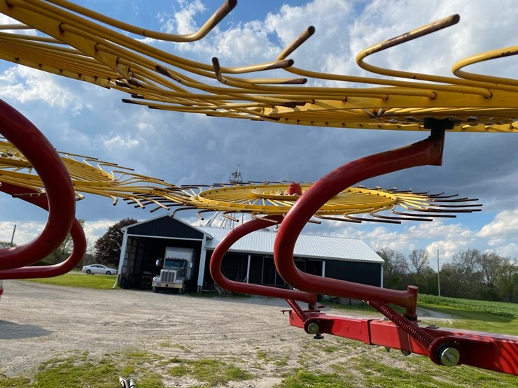 new-holland-pro-rake-image-25