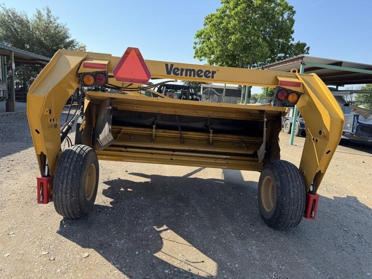 2021-vermeer-mc3300-image-3