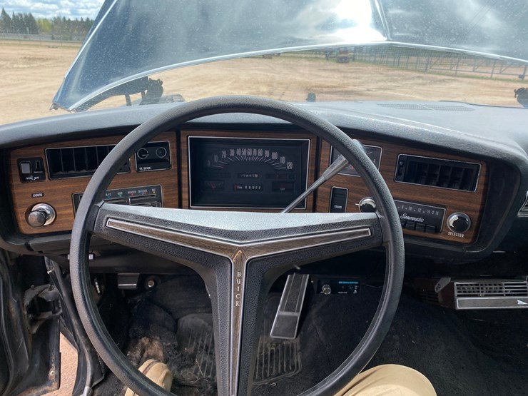 #132-•-1973-buick-electra-225-(title-in-delay)-(nitke-yard-mosinee,-wi)-image-37