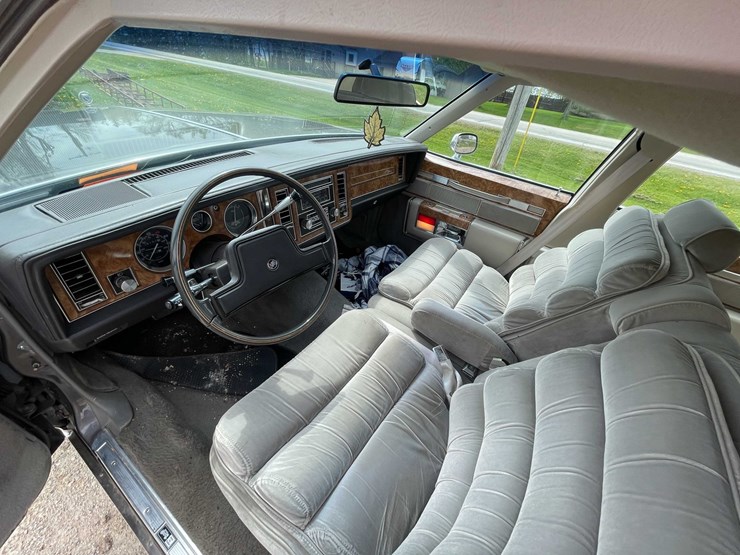#140-•-1983-buick-park-avenue-(title-in-delay)-(kaukauna,-wi)-image-48