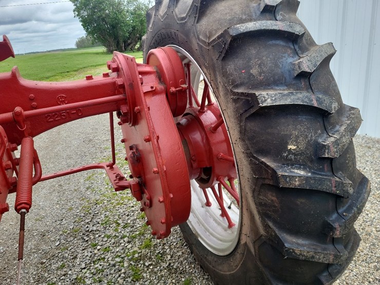 1938-international-farmall-f-30-tractor---not-running-image-13