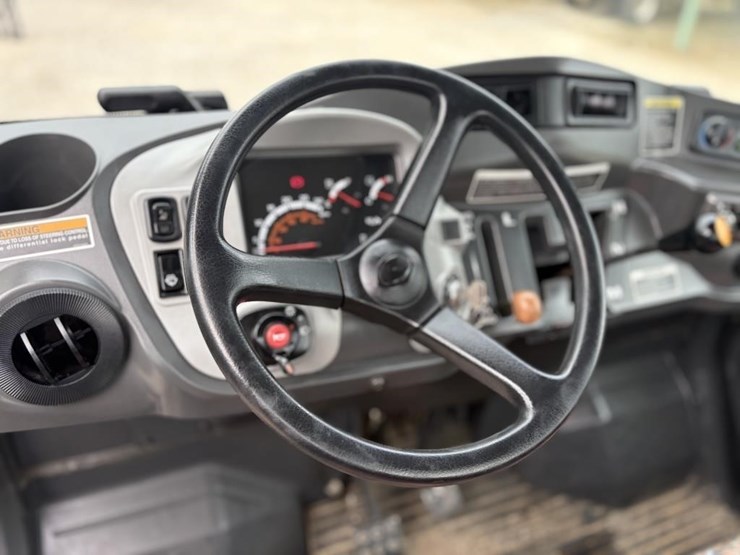 kubota-rtv1100-image-10