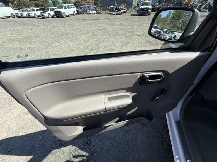 2008-chevrolet-colorado-image-25