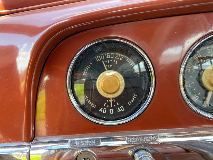 #108-•-1949-plymouth-suburban-deluxe-(has-wi-title)-(cadott,-wi)-image-35