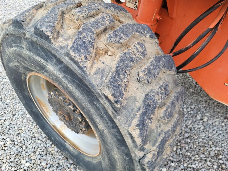 2000-jlg-600s-image-24