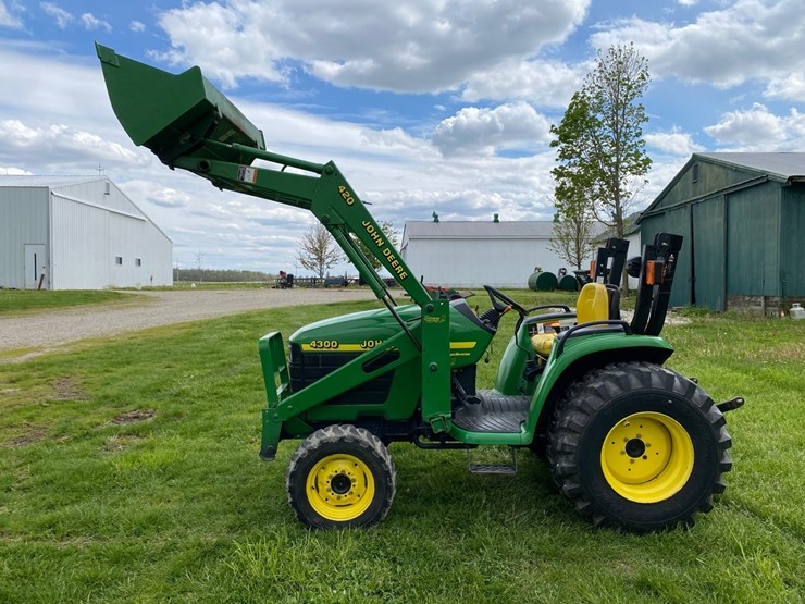john-deere-4300-image-35