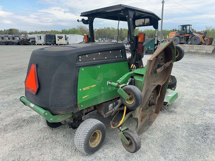 john-deere-1600-turbo-image-5