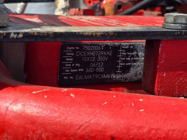 2014-peterbilt-365-image-54