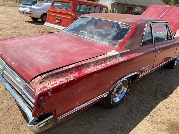 #121-•-1965-oldsmobile-442-(no-title)-(nitke-yard-mosinee,-wi)-image-22