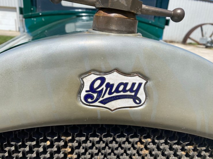 1922-gray-pickup-restored-image-10